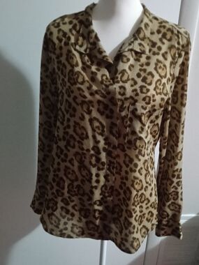 Ann Taylor Leopard Print Button-Down Blouse in Brown and Tan